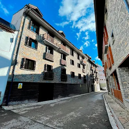 3000 Apartment Escarrilla